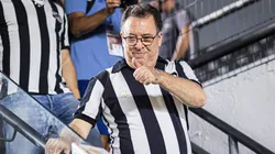 Marcelo Teixeira no jogo do Campeonato Paulista de 2024 na Vila Belmiro. Foto: Abner Dourado/AGIF