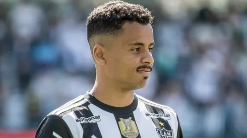 Allan vestindo a camisa do Atlético em 2022 pelo Campeonato Brasileiro. Foto: Robson Mafra/AGIF