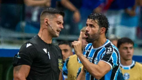 Bahia x Grêmio ficou marcado por polêmica