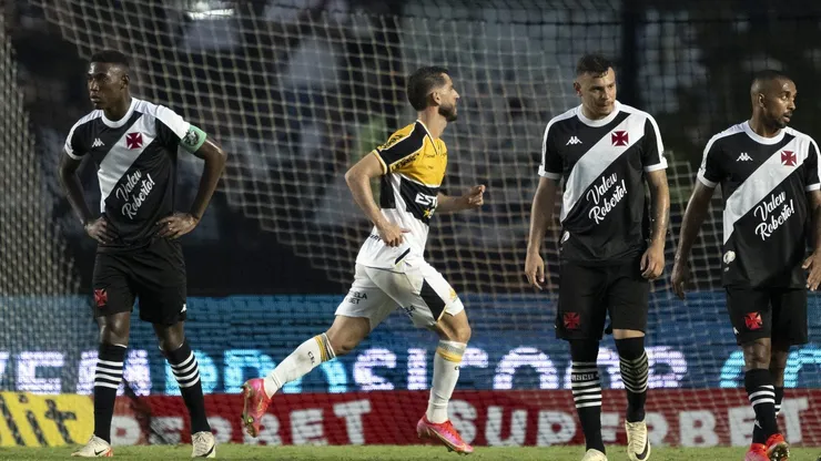 Vasco já tem o saldo de gol de -5 no Brasileirão 2024. Foto: Jorge Rodrigues/AGIF