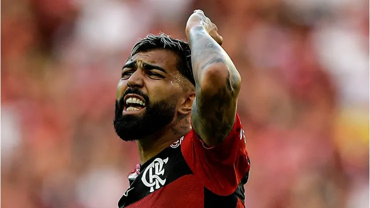 Gabigol ainda não está 100% livre.