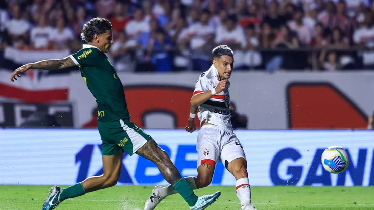 RIchard Rios e Ferreirinha em partida pelo Campeonato Brasileiro 2024