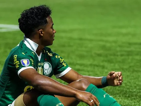 Endrick vai mal em clássico e torcida reclama