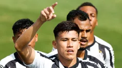 Jovem zagueiro passou pelas categorias de base do Santos