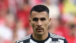 Júnior Alonso durante partida pelo Atlético-MG. Zagueiro foi um dos pedidos do técnico argentino na Colina.