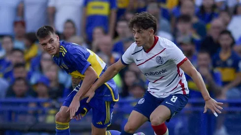 Agustín Giay (à direita) é um dos jovens mais talentosos do futebol argentino e pode reforçar o Palmeiras - Foto: Marcelo Endelli/Getty Images