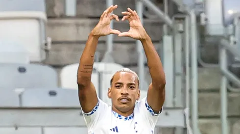 MG – BELO HORIZONTE – 28/04/2024 – BRASILEIRO A 2024, CRUZEIRO X VITORIA – Matheus Pereira jogador do Cruzeiro comemora seu gol durante partida contra o Vitoria no estadio Mineirao pelo campeonato Brasileiro A 2024. Foto: Gilson Lobo/AGIF