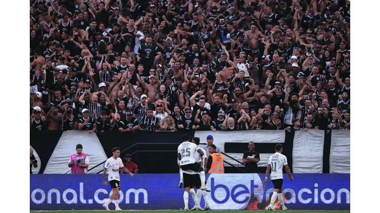 Wesley jogador do Corinthians comemora seu gol durante partida contra o Fluminense no estadio Arena Corinthians pelo campeonato Brasileiro A 2024. Foto: Ettore Chiereguini/AGIF