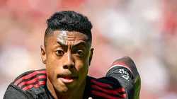 Bruno Henrique durante partida contra o Botafogo. Atacante saiu de campo na bronca com arbitragem.