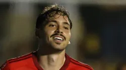 Maurício durante partida contra o Asa pela Copa do Brasil 2024. Meia vira assunto no Verdão.