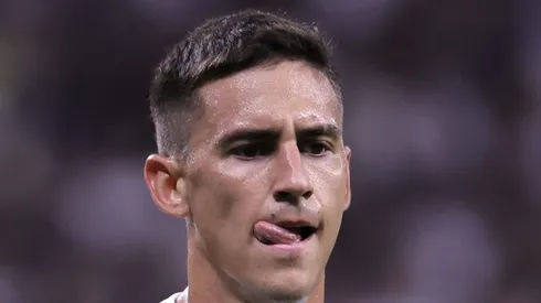 Ex-Corinthians, Rojas participa de gol em estreia nos EUA