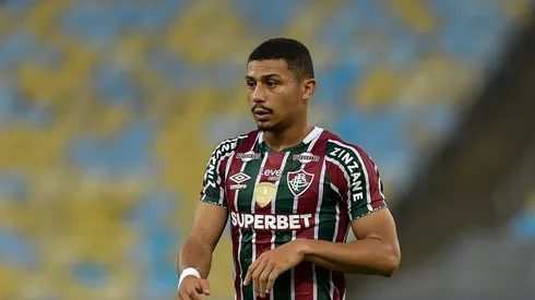 André ficará longo tempo fora. Foto: Thiago Ribeiro/AGIF