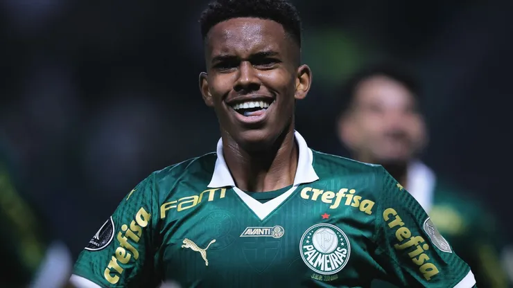 Estevão comemorando seu gol em partida entre Palmeiras e Liverpool-URU, no Allianz Parque, pela Copa Libertadores da América, no dia 11/04/2024.