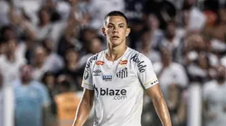 Foto: Raul Baretta/ Santos FC - JP Chermont marcou o primeiro gol da carreira em vitória do Santos