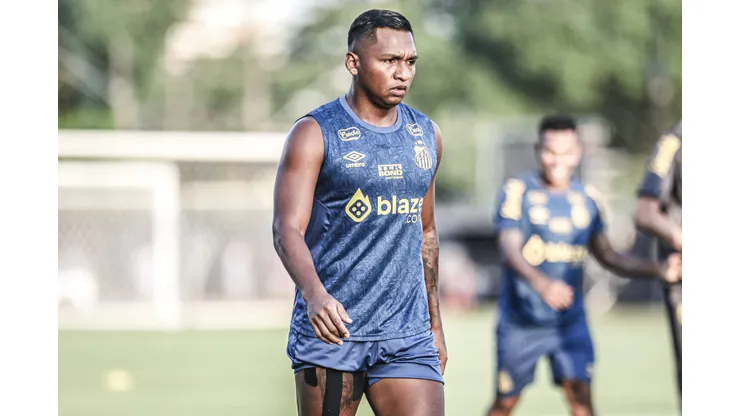 Morelos não jogou bem na Ressacada