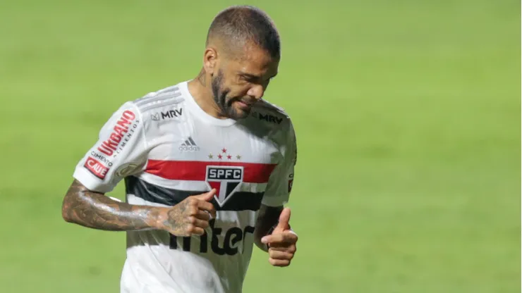SP - Sao Paulo - 20/01/2023 - DANIEL ALVES, ARQUIVO - Foto de arquivo do jogador Daniel Alves. O brasileiro e investigado por assedio e foi detido apos prestar depoimento na manha desta sexta-feira (20) em uma delegacia de Barcelona na Espanha. Daniel Alves saiu da delegacia detido em uma viatura de policia e levado para um centro penitenciario. Foto: Marcello Zambrana/AGIF