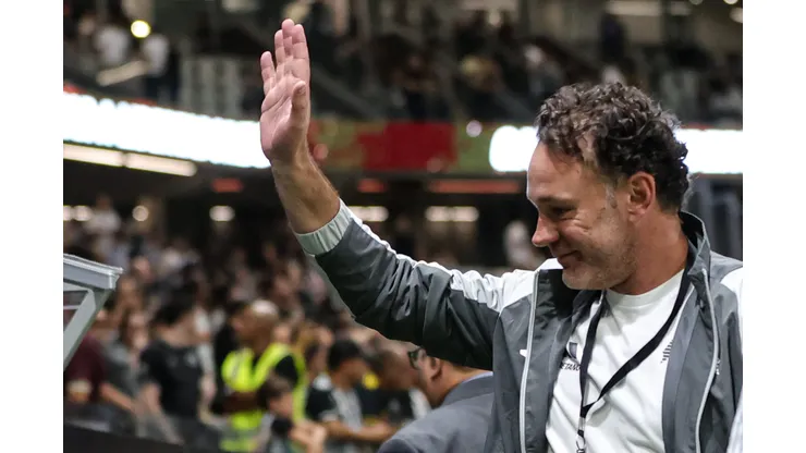 Gabriel Milito quer manter sua invencibilidade e a do Galo deste sábado.