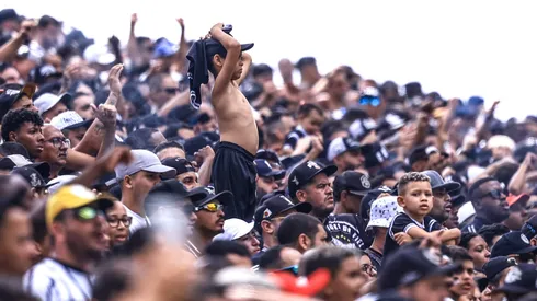 SP - SAO PAULO - 04/02/2024 - PAULISTA 2024, CORINTHIANS X NOVORIZONTINO - Torcida do Corinthians durante partida contra Novorizontino no estadio Arena Corinthians pelo campeonato Paulista 2024. Foto: Marcello Zambrana/AGIF