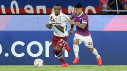 Marquinhos, do Fluminense, contra o Cerro Porteño. Foto: Christian Alvarenga/Getty Images