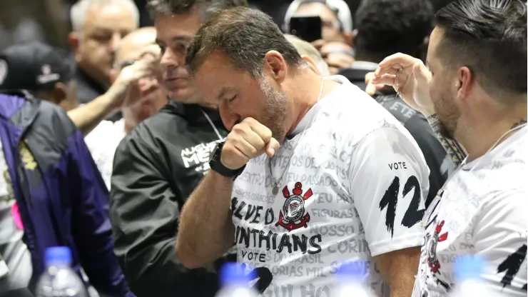 Foto: José Manoel Idalgo/Ag.Corinthians - Gaviões da Fiel se encontra com Augusto Melo