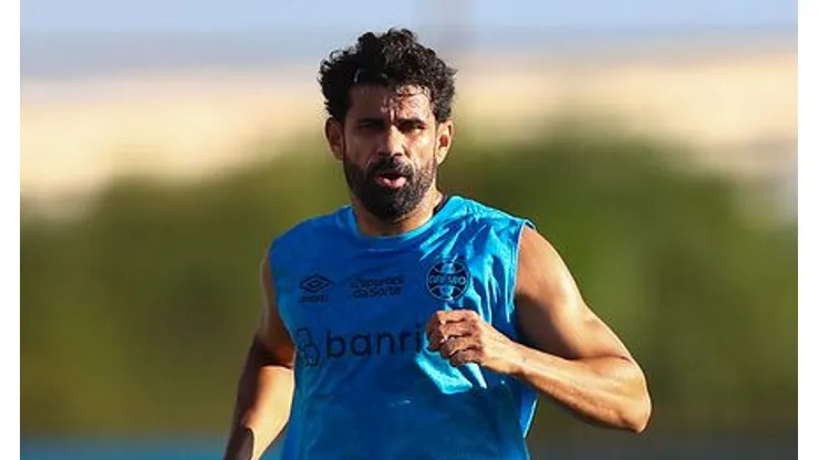 Diego Costa em ação no CT Luiz Carvalho - Foto: Rodrigo Fatturi / Grêmio FBPA