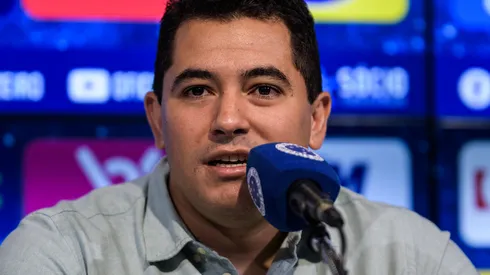 Pedro Martins deixou o Cruzeiro e assumiu projeto da SAF do Vasco - Foto: Gustavo Aleixo/Cruzeiro