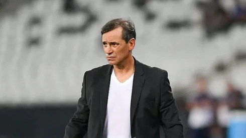 Bustos durante a realização da partida. Foto: Thiago Ribeiro/AGIF