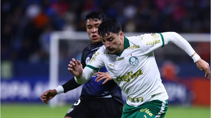 Piquerez, lateral do Palmeiras, teve noite para esquecer contra o Del Valle
