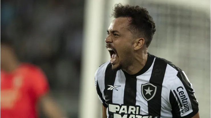 Eduardo: dois gols contra o Universitario (Foto: Jorge Rodrigues/AGIF)