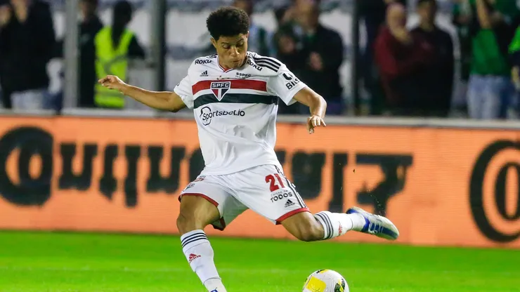 Luiz Erbes/AGIF Gabriel Sara durante jogo pelo São Paulo