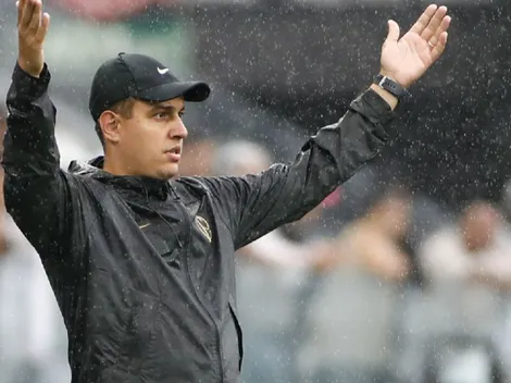 Corinthians: Lucas Piccinato reclama sobre os horários dos jogos do Brasileirão Feminino