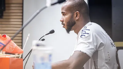 Patrick, jogador do Santos. Fotos: Raul Baretta/ Santos FC.