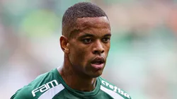 MG - BELO HORIZONTE - 04/02/2024 - SUPERCOPA 2024, PALMEIRAS X SAO PAULO - Caio Paulista jogador do Palmeiras durante aquecimento antes da partida contra o Sao Paulo no estadio Mineirao pelo campeonato Supercopa 2024.