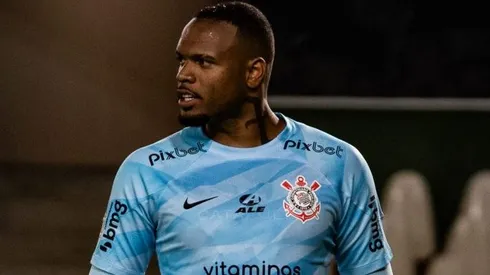 Carlos Miguel no Couto Pereira em partida entre Coritiba e Corinthians, pelo Campeonato Brasileiro de 2023, no dia 06/12.