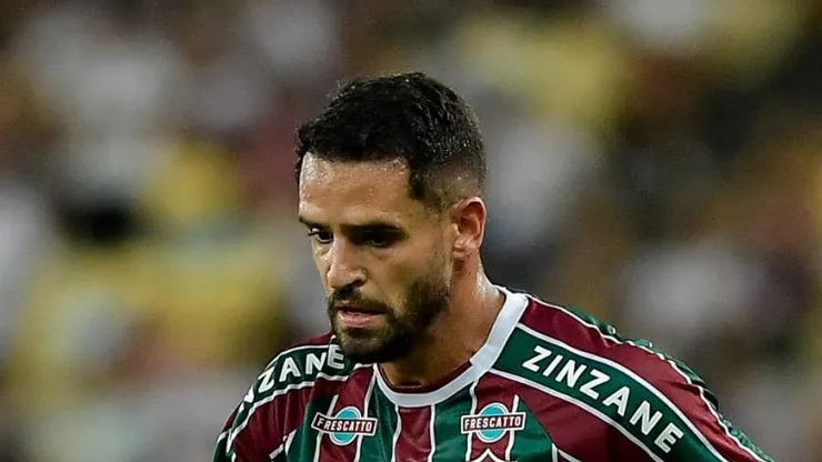 Renato Augusto durante partida pelo Campeonato Carioca 2024. Meia fica à disposição de Diniz.