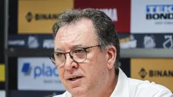 Marcelo Teixeira em coletiva de imprensa. Peixe pode perder negócio por jovem destaque do Estadual.