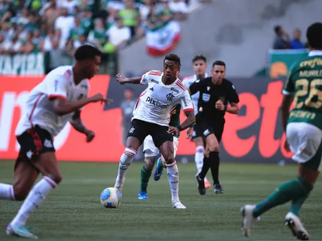Flamengo tem estratégia de chegar na hora do jogo para amenizar efeitos da altitude
