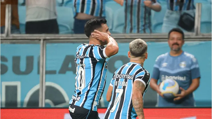 Cristaldo e Soteldo são esperança de gols do Grêmio. Foto: Maxi Franzoi/AGIF