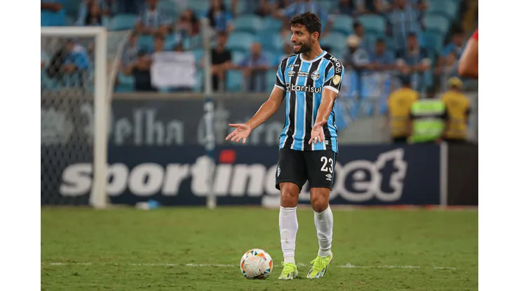 Pepê deve voltar contra o Estudiantes