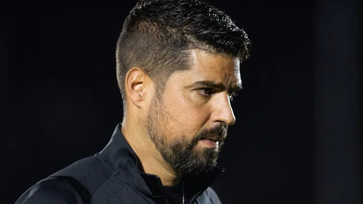 António Oliveira durante partida entre Red Bull Bragantino e Corinthians, no Estádio Nabi Abi Chedid, pelo Campeonato Brasileiro, no dia 20/04/2024.