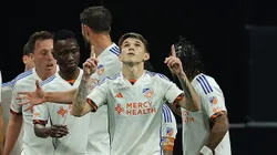 Orellano comemorando o seu primeiro gol pelo clube dos EUA. Foto: Kevin C. Cox/Getty Images