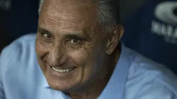 Tite dirigindo o Flamengo no Maracanã em partida contra o São Paulo, pelo Campeonato Brasileiro, no dia 17/04/2024.
