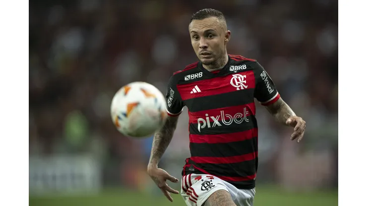 Everton Cebolinha jogador do Flamengo durante partida contra o Palestino no estadio Maracana pelo campeonato Copa Libertadores 2024. Foto: Jorge Rodrigues/AGIF