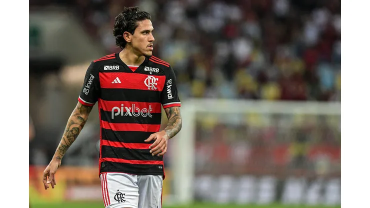 Pedro começará no banco contra o Palmeiras