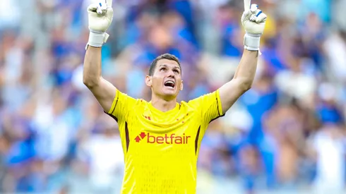 Rafael Cabral publica carta de despedida a torcida do Cruzeiro.