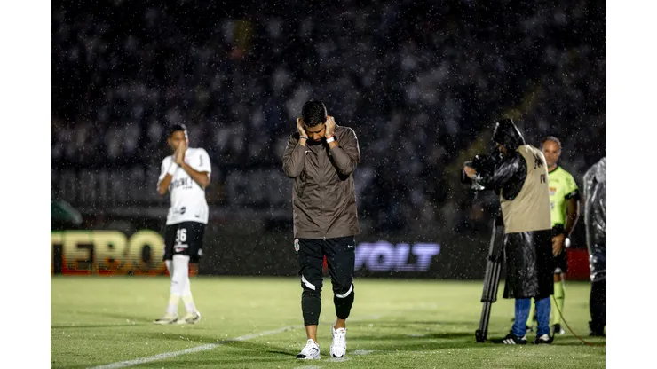 António Oliveira terá de quebrar sequência do Red Bull Bragantino.