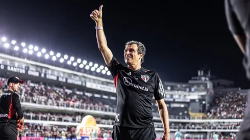 Milton Cruz continua os trabalhos enquanto o time não anuncia um novo treinador