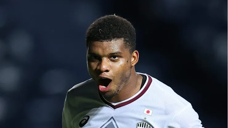 Lincoln comemorando gol marcado pelo Vissel Kobe, do Japão. Foto: Pakawich Damrongkiattisak/Getty Images.