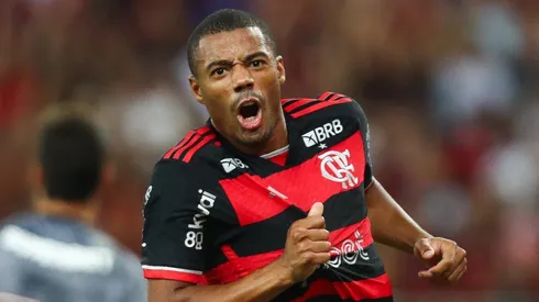 Flamengo se respaldo contratual com De la Cruz prevendo investidas no craque