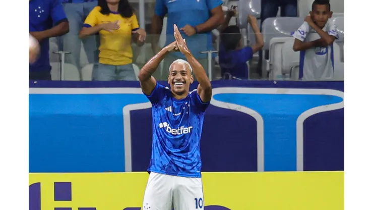 Matheus Pereira declara gratidão a torcida do Cruzeiro.